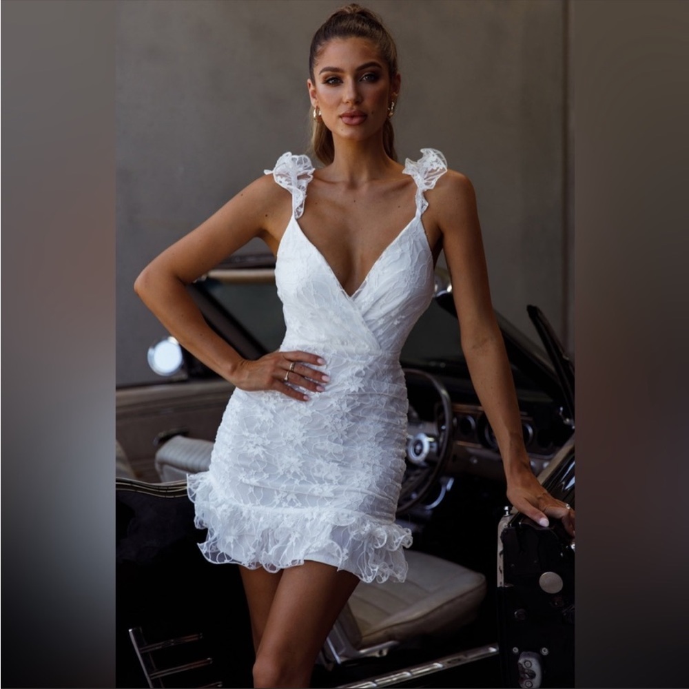 Selfie Leslie “Kaley” Lace & Ruffled Mini Dress